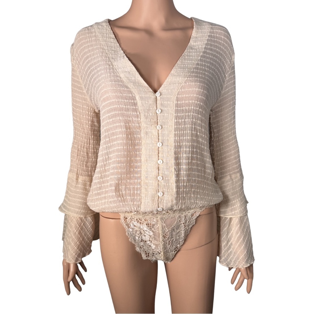 Miou Muse Cream Textured Gauze Button Front Lace Thong Bodysuit M MMT1423